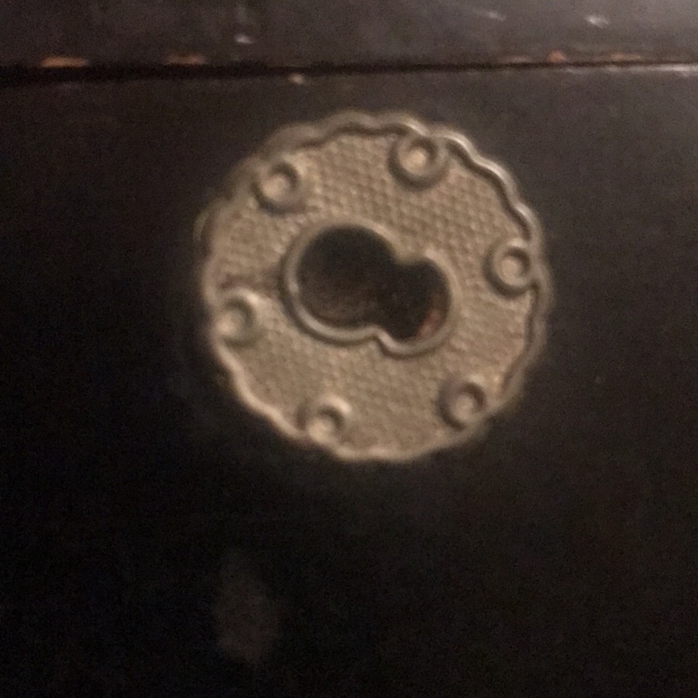 JAPANESE Lacquer Box - Picture 8 of 8